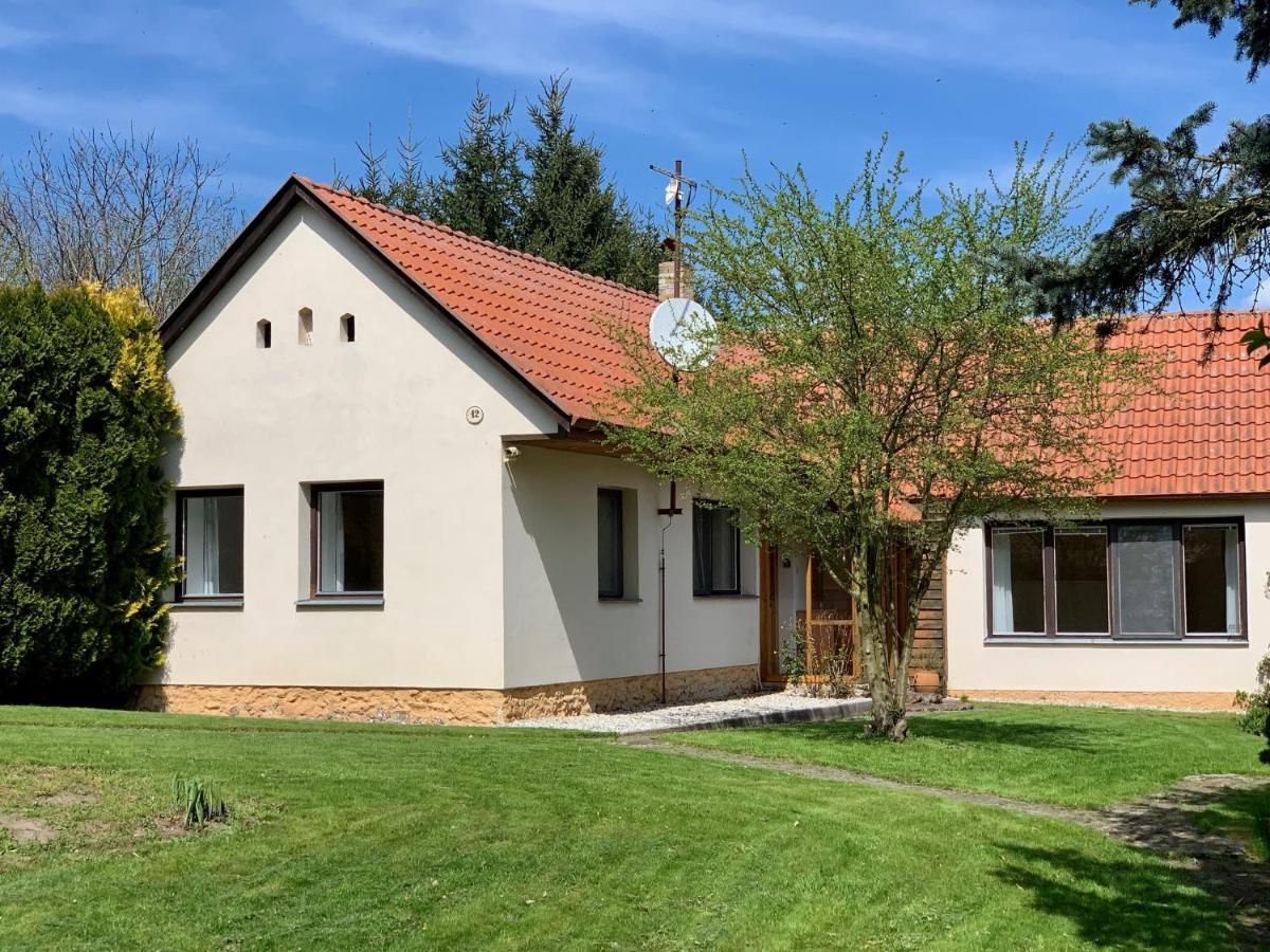 Chalupa Luznice Třeboň Exteriör bild